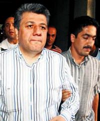 'Her soru bir fay dal� gibi'