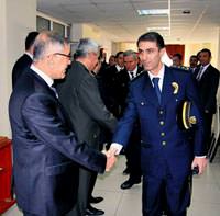 Hakk�ri'de dostluk