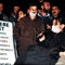 Cezas� affedilen Zere eylemde...