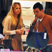 Arda Turan, Sinem'i karde�ine emanet etti