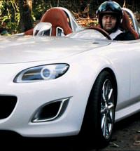 Mazda'y� diyete soktu otel odas�na kapan�p 3 ayda oto tasarlad�