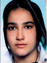 Tu��e'nin bo�az�n� kesip 28 yerinden b��aklad�lar