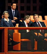'Yan�k�� profes�r nerede?'