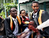Somali'de mezuniyet t�renine intihar sald�r�s�: 19 �l�