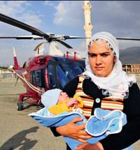 'Diyar' bebe�in imdad�na hava ambulans� yeti�ti...