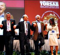 T�RSAB'a 6. kez ba�kan olan Ulusoy horon tepti