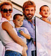 Tam bir aile oldular...