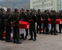 �ehitler g�zya�lar�yla u�urland�