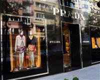 Prada ilk ma�azas�n� Ni�anta��'nda a�t�
