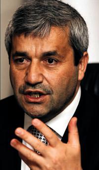 Bankalar�n s�rt s�vazlay�p 'sen �dersin' d�nemine son