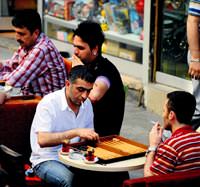 Yasak delen T�rkler, bu sefer yasa�a uydu