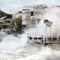 Bodrum ve Antalyada su bask�n�