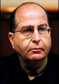 �srailli eski bakan Londra'ya gidemedi