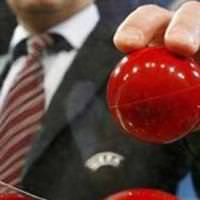 Futbolda kura heyecan�