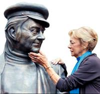 Attila �lhan daval�k oldu!