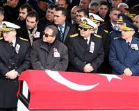Yarbay Tatar topra�a verildi