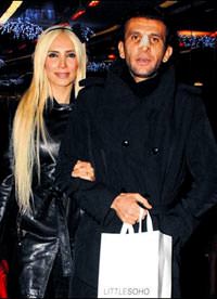 Ba� ba�a ak�am yeme�i yediler