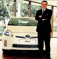 ALJ Ba�kan� konu�tu Toyota bayileri a�lad�