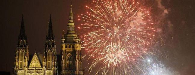 D�nya'n�n 2010'a giri�ini canl� izleyin!