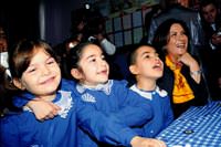 Ak�ll� tahtada ders izledi