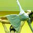 Perdeler Medea ile a��l�yor