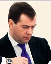Medvedev'den demokrasi ��k���