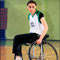 Onun engeli yok: Okuyor, �al���yor basket oynuyor