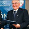 Y�neticilere �niversiteden e�itim