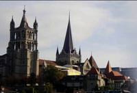 �svi�re'nin vergi cennetleri birbiriyle yar���yor