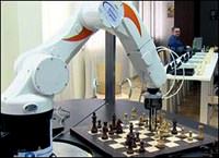 Satran� ustas� robot g�rev ba��nda