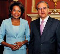 El�iye 'en b�y�k' zeval!..