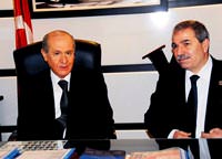 'Ba�bakan fa�izmi bilmez, birileri kula��na f�s�ld�yor'