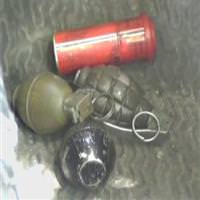 AK Parti binas�na bombal� sald�r�