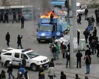 Taksim'de yang�n pani�i