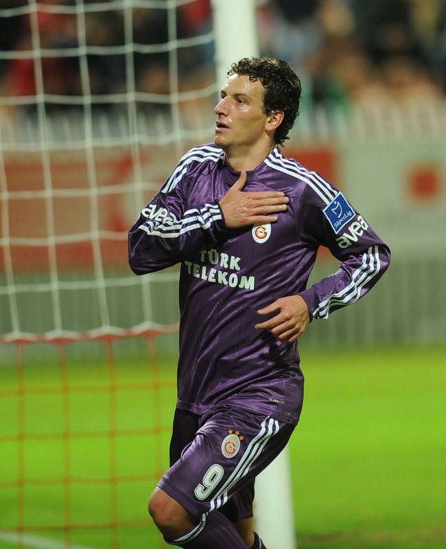 Elano milli tak�mda