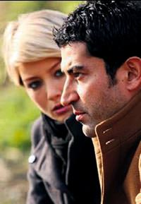 Ekran�n lideri 'Ezel'