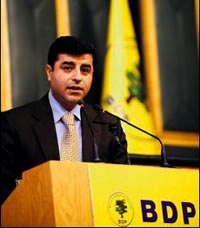 BDP'den anayasa de�i�ikli�ine destek