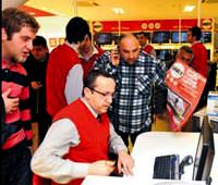 Darty 16'nc� ma�azan�n kap�lar�n� Antalya'da a�t�