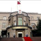 Komutanlar kararg�hta ola�an�st� topland�