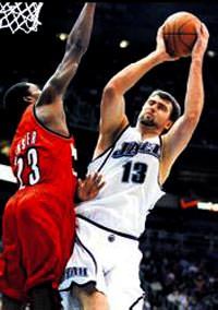 Utah Jazz 17 y�l sonra nakavt
