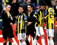 Hakem ne yaps�n?