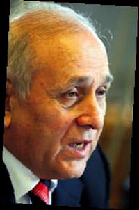 Kuzu: Ba�savc� partiler �zerinde tehdit olu�turuyor