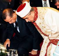 'Demokratik a��l�m� en iyi vaizler anlat�r'