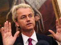 �slam'a hakaretlere devam etti