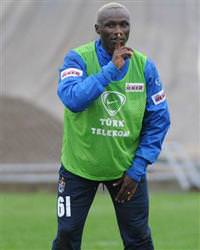 Yattara kontrolden ge�ti