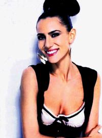 Zeynep yeniden a��k