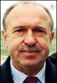 Erdemsiz zor