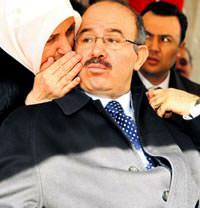'Baykal anayasa de�i�ikli�i i�in darbe mi bekliyor?'
