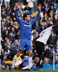 Ballack s�zle�mesini uzatmay� planl�yor