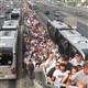 Bu kez metrob�s takip etti